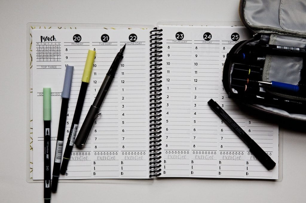 Plan and Book Your Weekly Cleaning with MEIDE