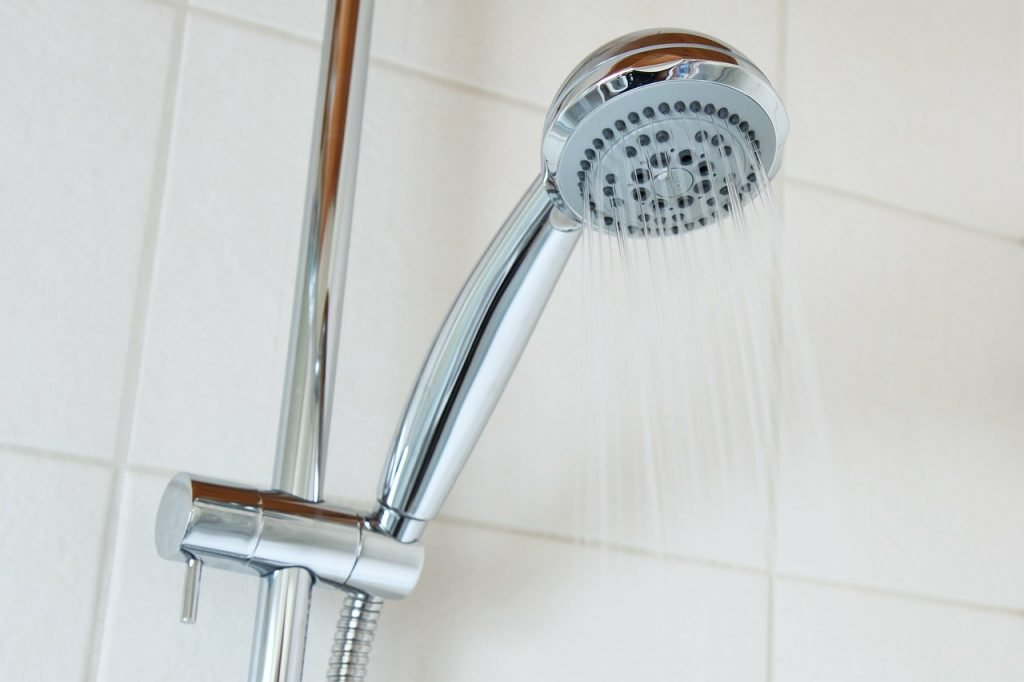MEIDE Teaches you how to clean the shower head