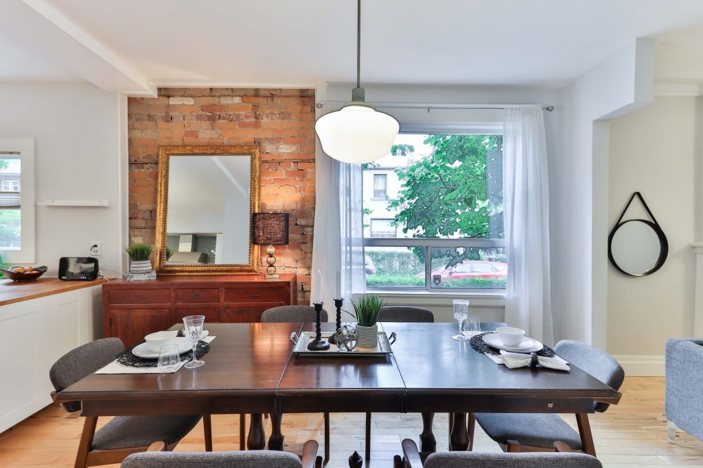 Keep Your Dining Area Clean with MEIDE Cleaning and Pest Control